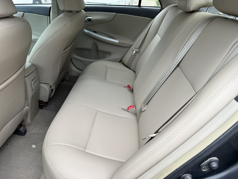 Toyota Corolla 2013 car image #9