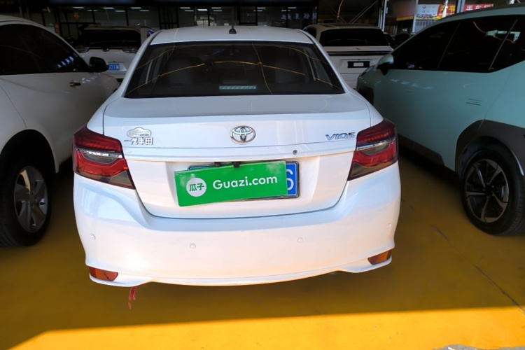 Toyota Vios 2022 imagen de coche #6