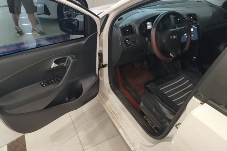 Volkswagen Polo 2018 #16 Volkswagen Polo 2018 car image #16