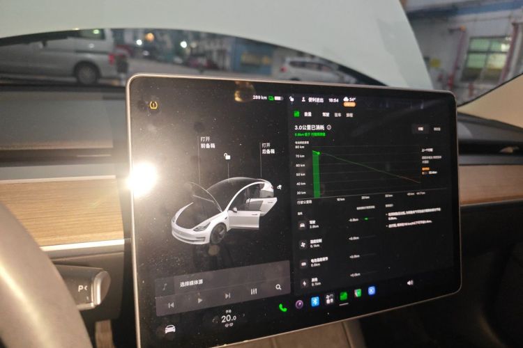Tesla Model 3 2021 #22 Tesla Model 3 2021 car image #22