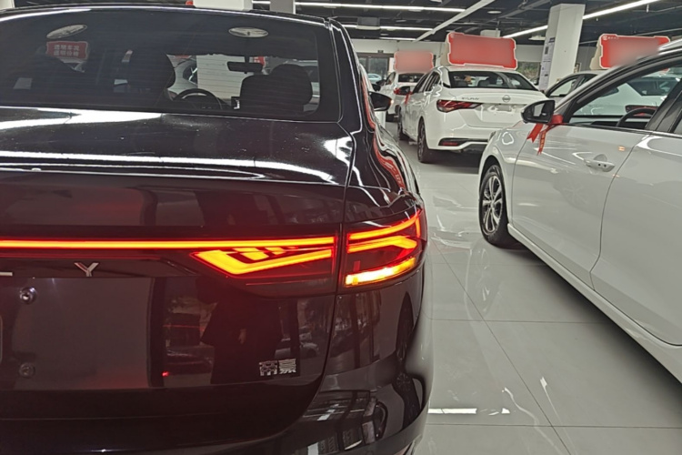 GEELY Emgrand 2021 #8 GEELY Emgrand 2021 immagine di auto #8