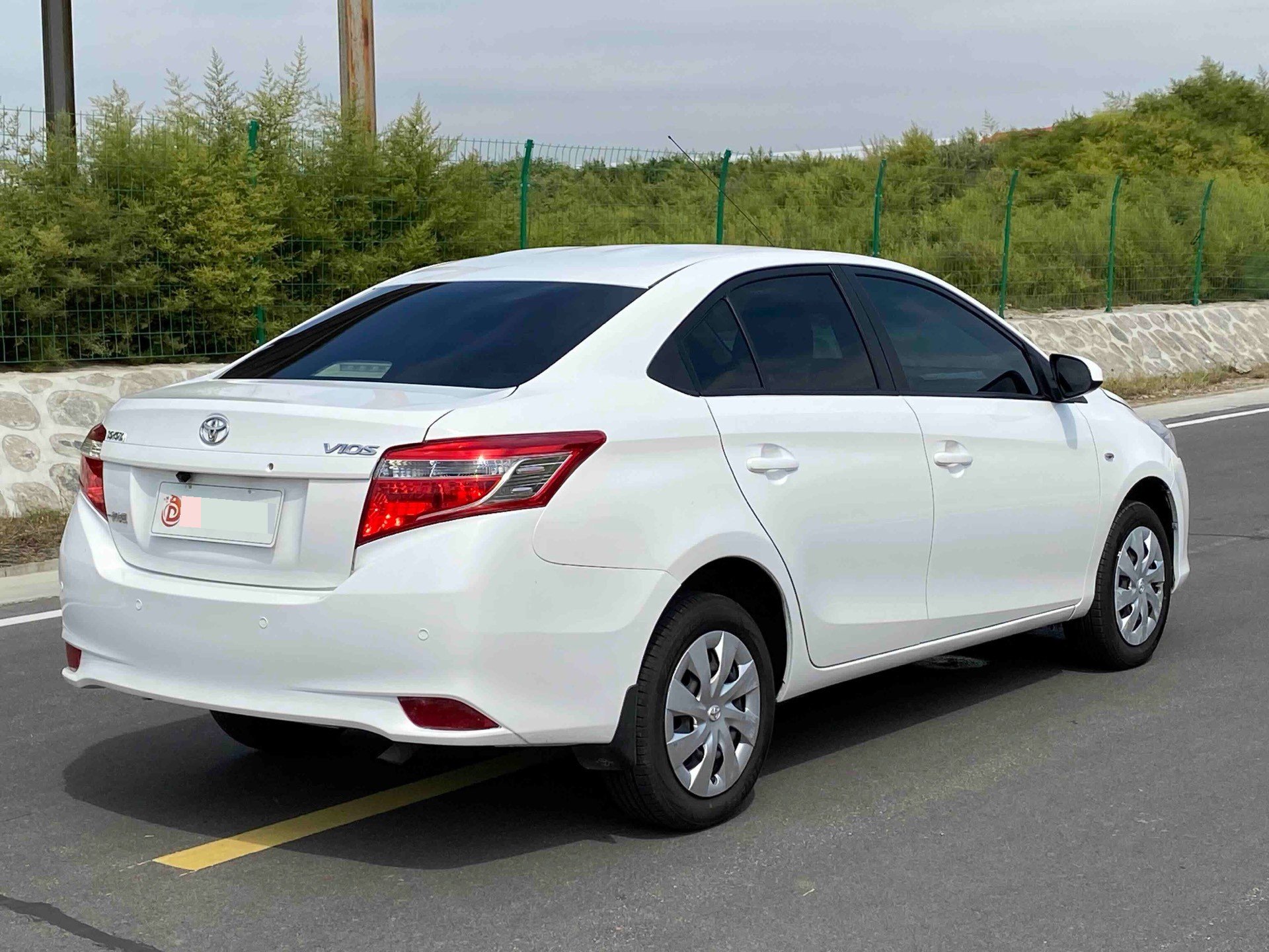 Toyota Vios 2015 #4 Toyota Vios 2015 car image #4