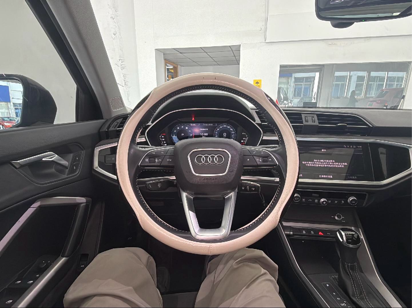 Audi Q3 2022 #9 Audi Q3 2022 изображение автомобиля #9