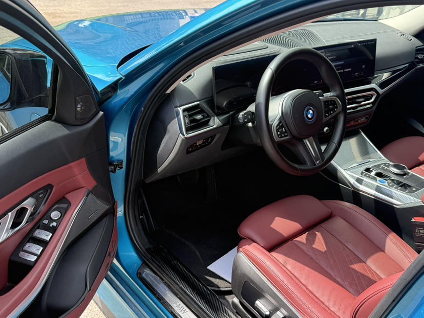 BMW i3 2023 car image #7