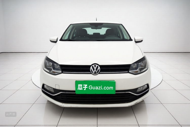 Volkswagen Polo 2015 car image #3