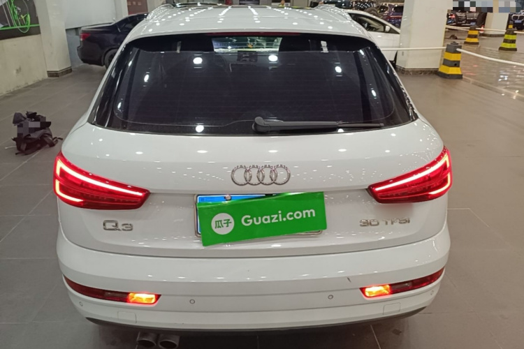Audi Q3 2019 #6 Audi Q3 2019 car image #6