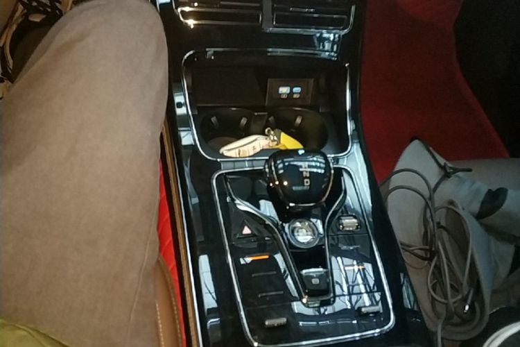 BYD Han 2024 car image #14