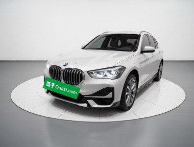 BMW X1 2019 BMW X1 2019 car image