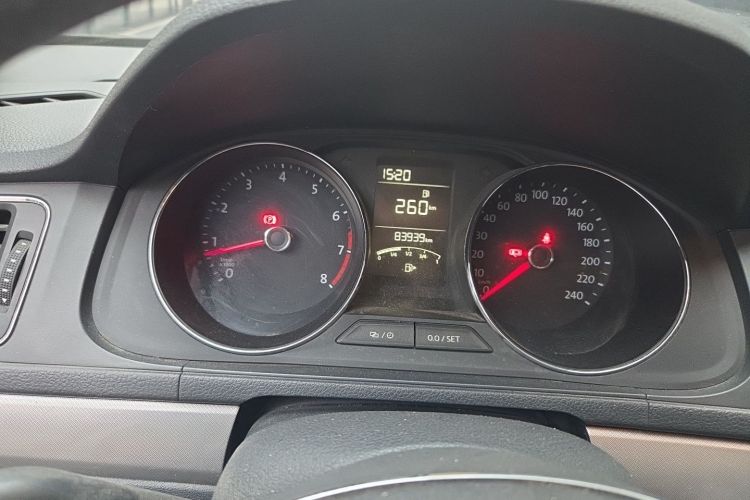 Volkswagen Lavida 2015 car image #12