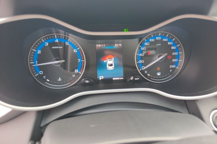 GEELY Emgrand 2019 #12 GEELY Emgrand 2019 car image #12