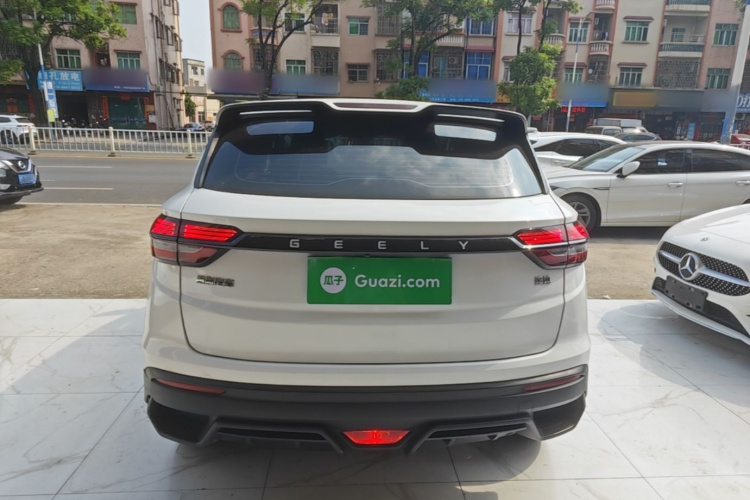 GEELY Coolray 2026 #4 GEELY Coolray 2026 car image #4