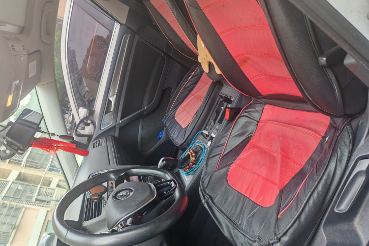 Volkswagen Golf 2016 car image #15