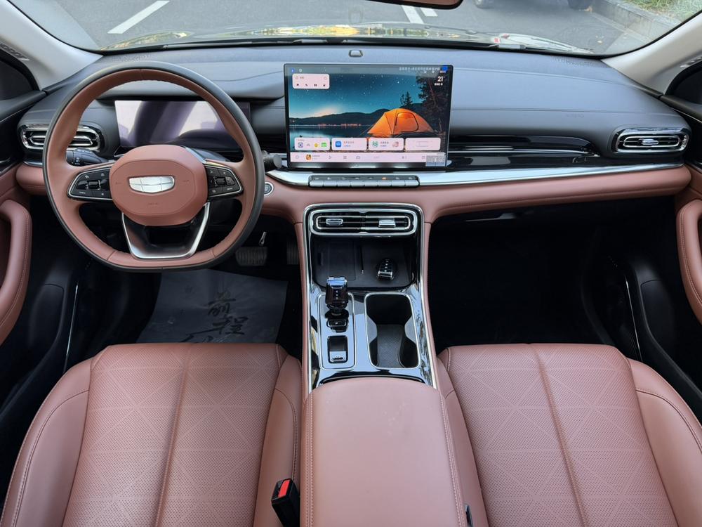 GEELY Emgrand 2025 car image #12