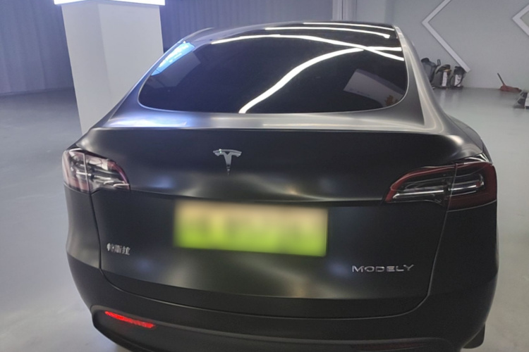 Tesla Model Y 2022 #6 Tesla Model Y 2022 car image #6