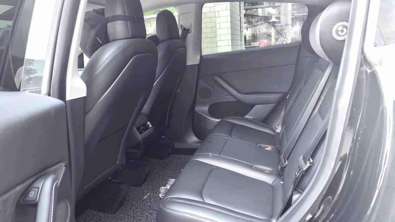 Tesla Model Y 2021 #6 Tesla Model Y 2021 car image #6