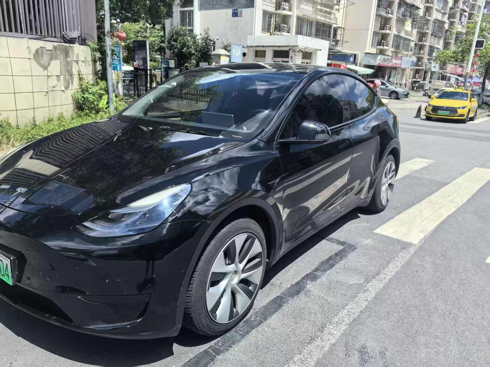 Tesla Model Y 2022 Tesla Model Y 2022 car image