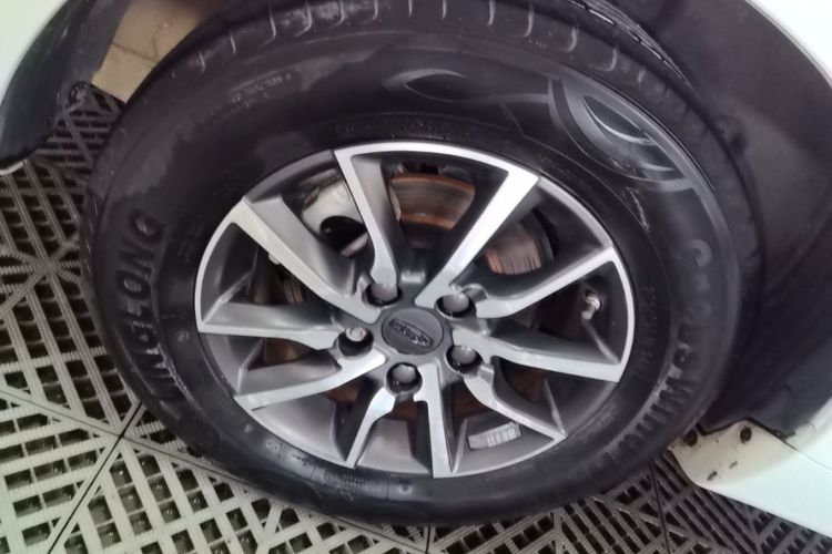 GEELY Emgrand 2020 car image #5