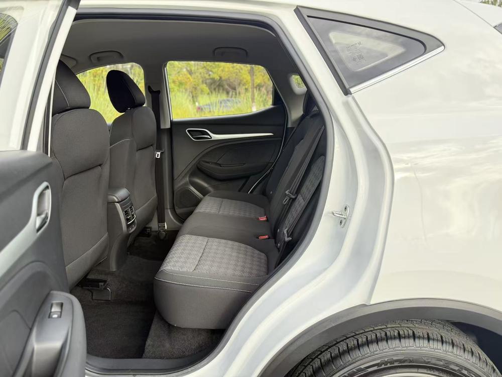 MG ZS 2022 car image #26