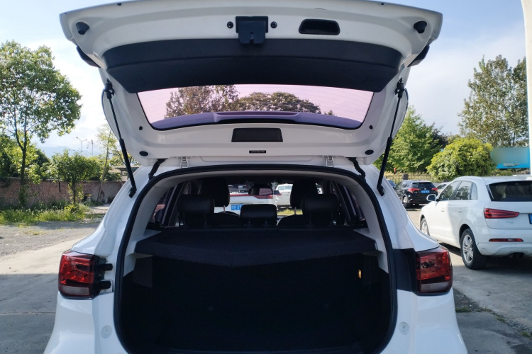 MG ZS 2020 car image #19