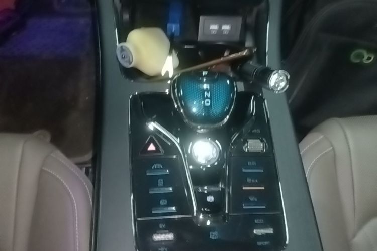 BYD Han 2022 car image #14