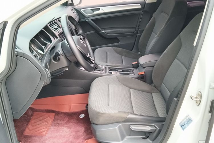Volkswagen Golf 2019 #19 Volkswagen Golf 2019 صورة سيارة #19