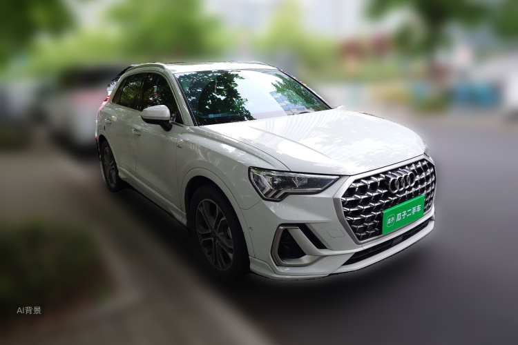 Audi Q3 2024 car image #4