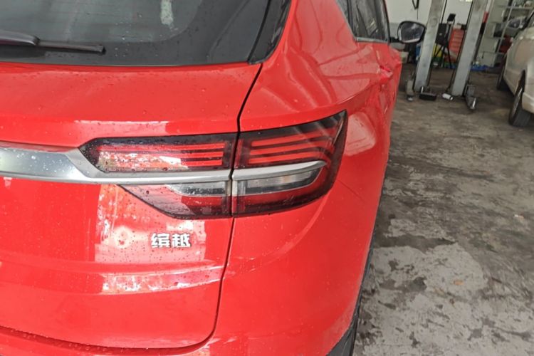 GEELY Coolray 2019 immagine di auto #8