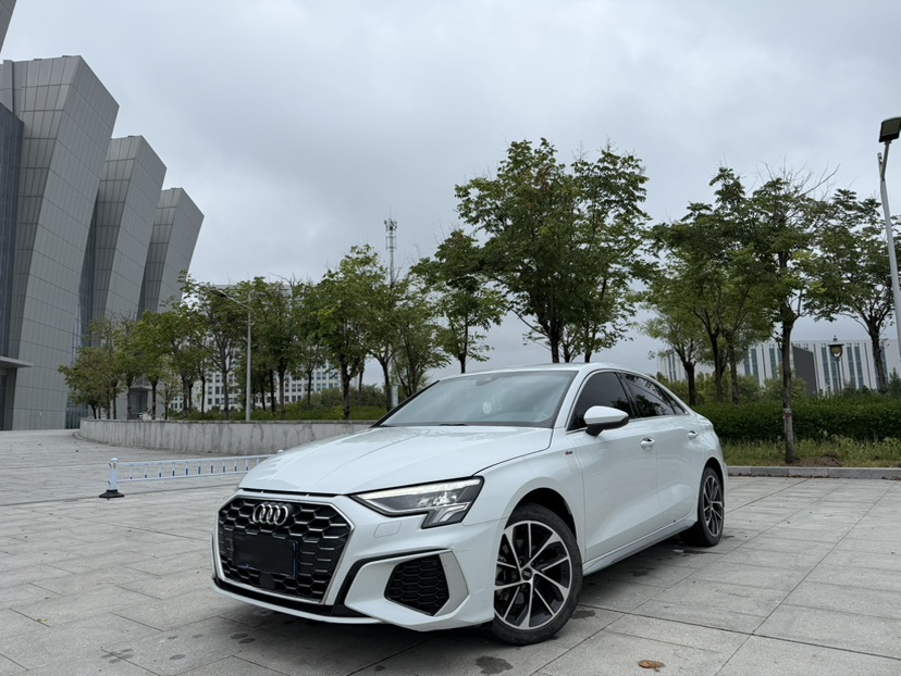 Audi A3 2023 car image 