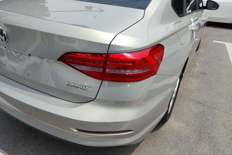 Volkswagen Lavida 2018 car image #8