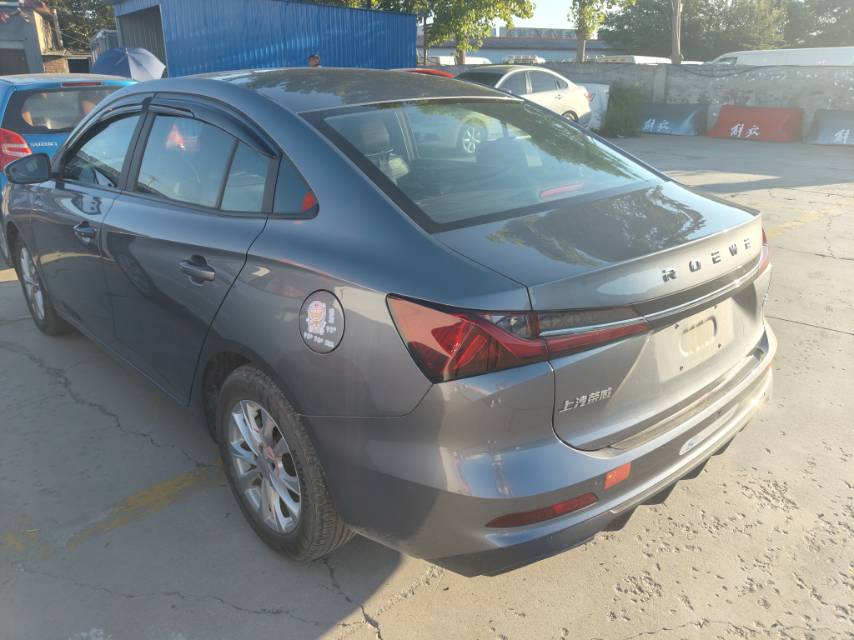 Roewe i5 2023 #7 Roewe i5 2023 car image #7
