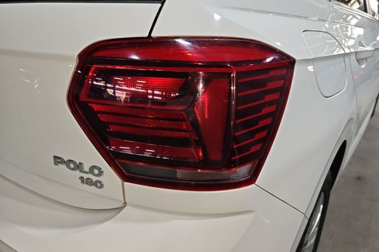Volkswagen Polo 2020 car image #8