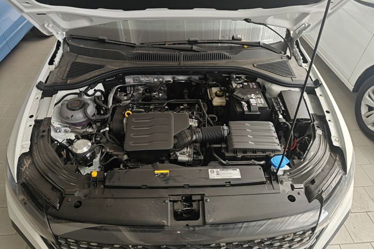 Volkswagen Lavida 2026 car image #20