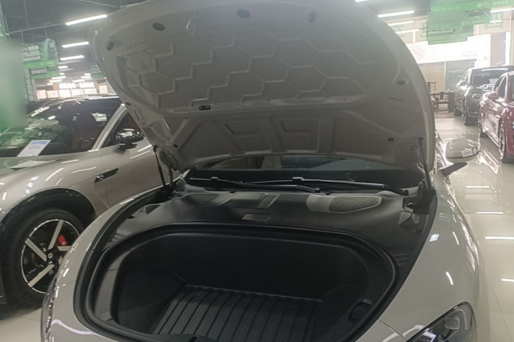 MI SU7 2025 car image #21