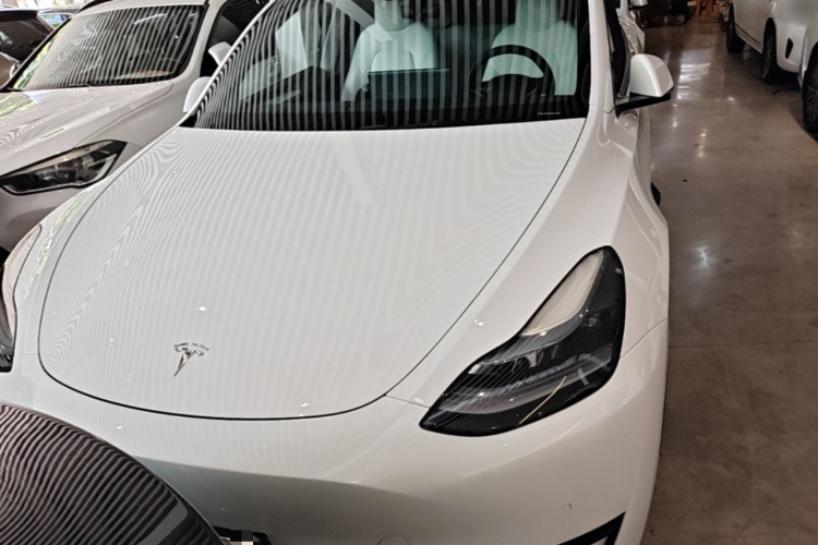 Tesla Model Y 2023 #3 Tesla Model Y 2023 immagine di auto #3