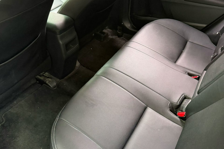 Toyota Corolla 2017 #11 Toyota Corolla 2017 car image #11