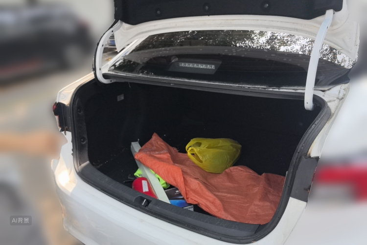 Toyota Corolla 2022 immagine di auto #21