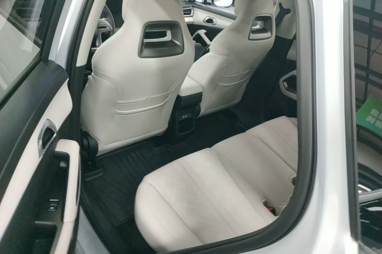 BYD YuanUP 2024 immagine di auto #13