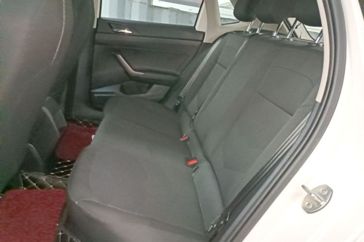Volkswagen Polo 2020 car image #13
