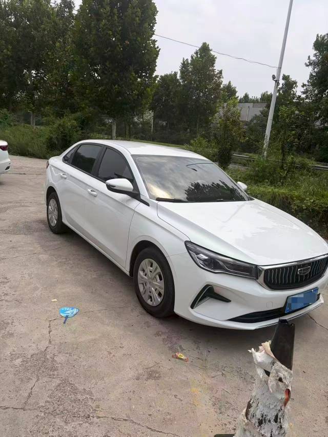 GEELY Emgrand 2024 imagem de carro #2