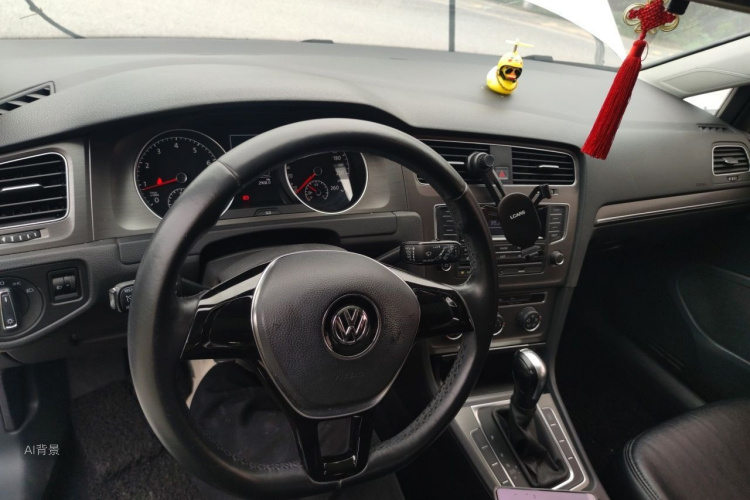 Volkswagen Golf 2014 car image #11
