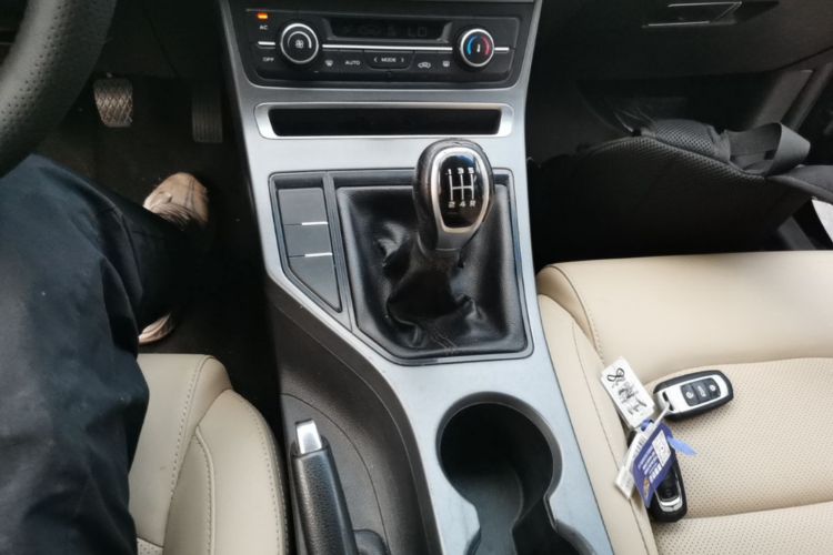GEELY Emgrand 2018 #14 GEELY Emgrand 2018 car image #14