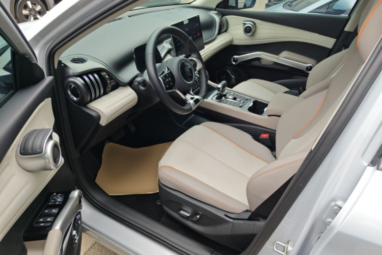 BYD Yuan Plus 2024 car image #16