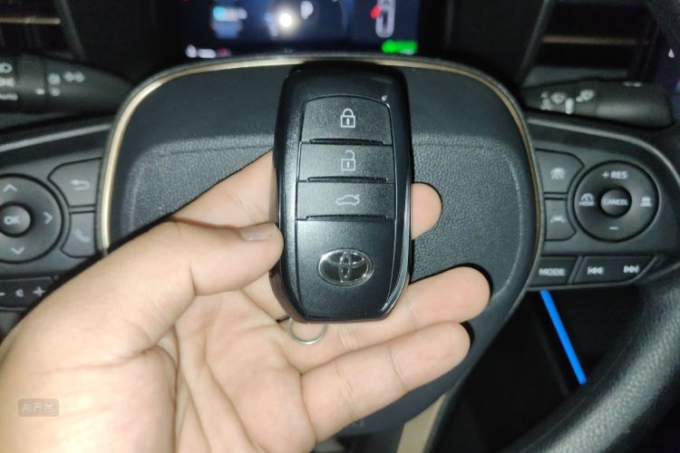 2026 imagen de coche #10