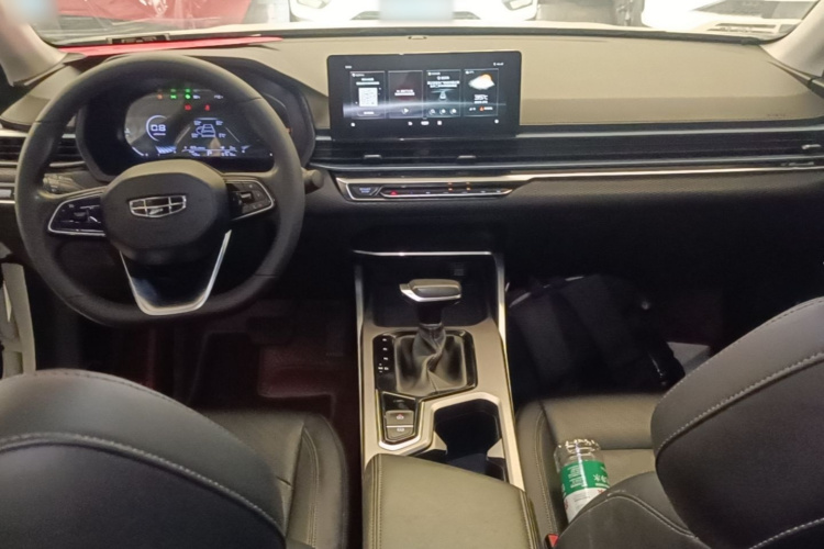 GEELY Emgrand 2022 #10 GEELY Emgrand 2022 immagine di auto #10