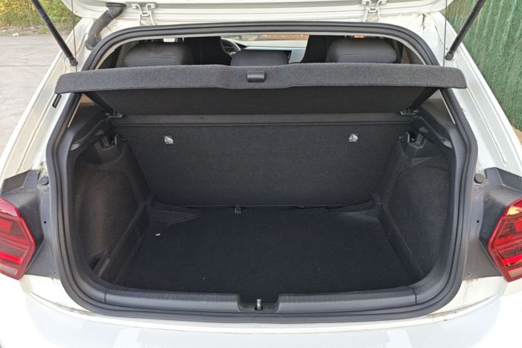 Volkswagen Polo 2021 car image #19