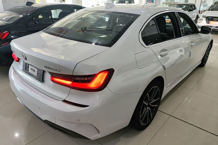 BMW 3 Series 2022 image de voiture #7