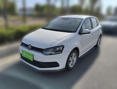 Volkswagen Polo 2015 Volkswagen Polo 2015 car image