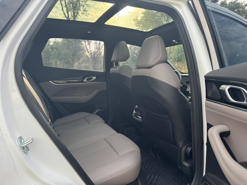 GEELY Boyue L 2025 #14 GEELY Boyue L 2025 image de voiture #14
