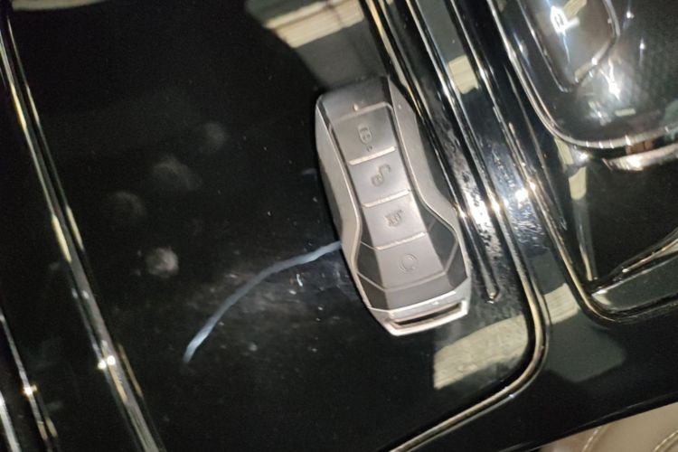 BYD Han 2022 car image #9
