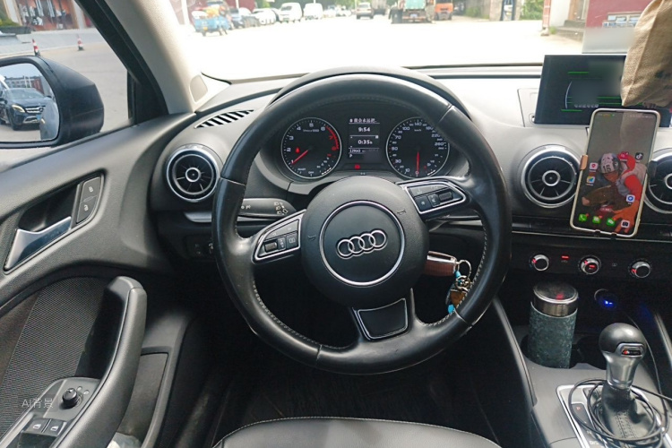 Audi A3 2016 immagine di auto #12